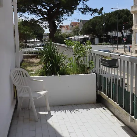 T2 A - De Pontaillac - 2 Adultes/2 Enfants, Terrasses, Parking, Proche Commerces - Fr-1-738-32 *