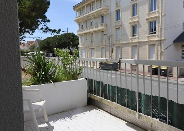 Apartamento T2 A - De Pontaillac - 2 Adultes/2 Enfants, Terrasses, Parking, Proche Commerces - Fr-1-738-32 Royan