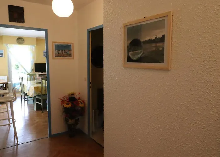 Apartment T2 A - De Pontaillac - 2 Adultes/2 Enfants, Terrasses, Parking, Proche Commerces - Fr-1-738-32 Royan